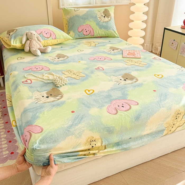 91家纺网 家纺一手货源 找家纺 呗旺鹿 2025新款全棉13372床笠 油画慕斯猫