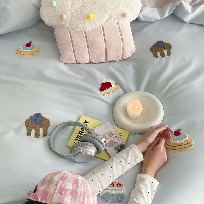 91家纺网 家纺一手货源 找家纺 鹿班家居 2025新款100S长绒棉毛巾绣系列四件套-微甜起司（标准会员-20元） 微甜起司-蓝色