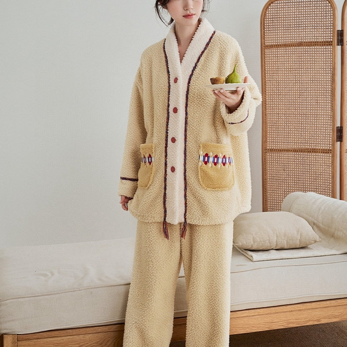 91家纺网 家纺一手货源 找家纺 （总）2025新款珊瑚绒复古小花套装黄