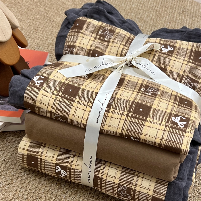 91家纺网 家纺一手货源 找家纺 荣轩 2024新款全棉印花双层纱四件套 皱皱纱花边款 花边曲奇小熊