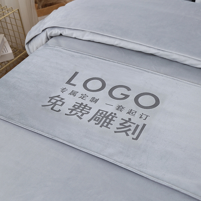 91家纺网 家纺一手货源 找家纺 琪宝阁 2025新款轻奢一族系列立丝绒美 容床罩套件 轻奢一族蓝灰1