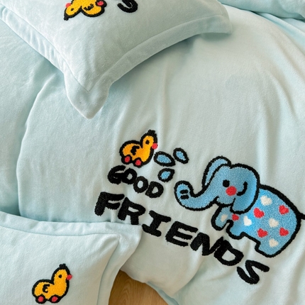 91家纺网 家纺一手货源 找家纺 （总）（买家秀 爆款不断货）A类母婴级牛奶绒刺绣四件套珊瑚绒四件套雪花绒四件套刺绣牛奶绒四件套贴布绣牛奶绒