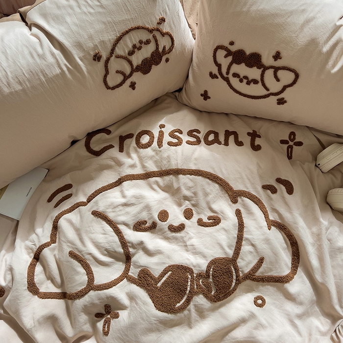 91家纺网 家纺一手货源 找家纺 曼谷家纺 2025新款软糯毛巾绣水洗棉四件套-【买家秀联系微信】专属版权，质检报告 牛角包-奶咖