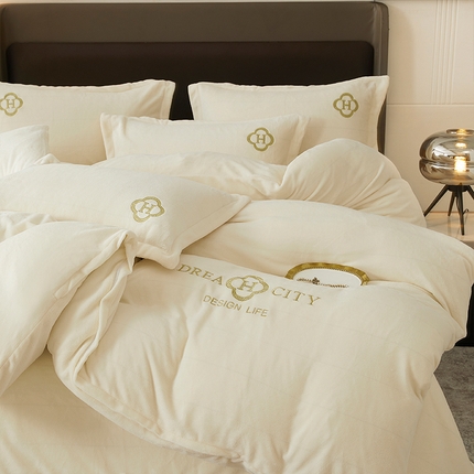 91家纺网 家纺一手货源 找家纺 （总）（买家秀 爆款不断货）A类母婴级双面牛奶绒四件套珊瑚绒四件套雪花绒四件套AB版高克重纯色牛奶绒四件套