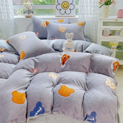 91家纺网 家纺一手货源 找家纺 （买家秀 爆款不断货）A类母婴级双面牛奶绒四件套珊瑚绒四件套雪花绒四件套儿童高克重卡通牛奶绒四件套 懒懒熊