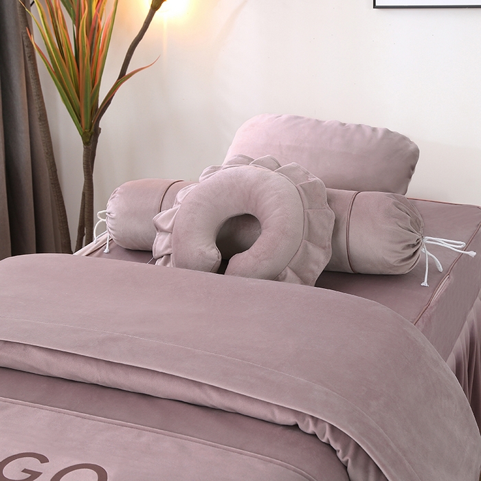 91家纺网 家纺一手货源 找家纺 琪宝阁 2025新款轻奢一族系列立丝绒美 容床罩套件 轻奢一族豆沙1