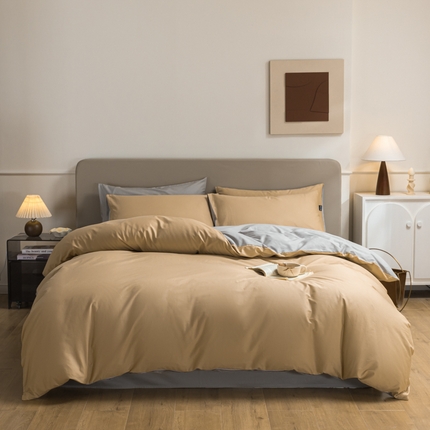 91家纺网 家纺一手货源 找家纺 典曼家纺 2025新品A类长绒棉纯色双拼四件套 奇遇金+椰子灰