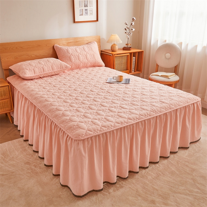 91家纺网 家纺一手货源 找家纺 3C 2024新款全棉水洗棉夹棉床裙-四叶草系列 四叶草-典雅玉