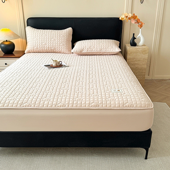 91家纺网 家纺一手货源 找家纺 3C 2025新款A类亲肤夹棉床笠-小云朵 小云朵 浅卡其