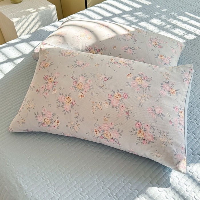 91家纺网 家纺一手货源 找家纺 韩约家纺 2025新款简约款1针织双层纱床盖四件套 淡雅花姿（简约款）