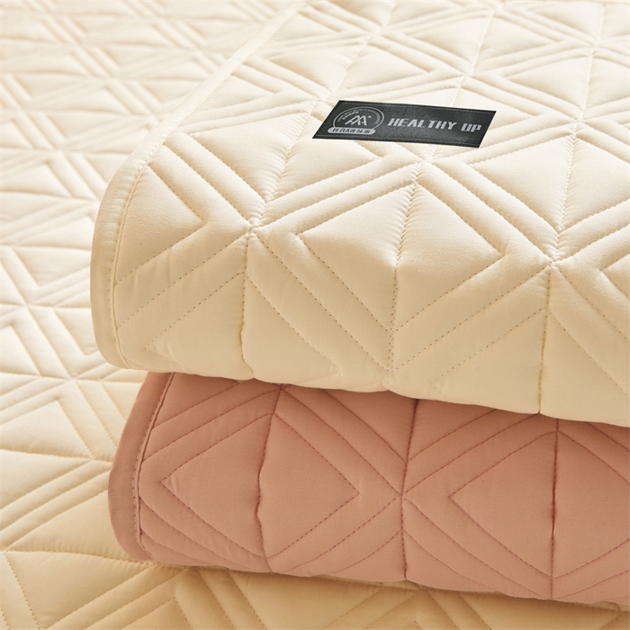 91家纺网 家纺一手货源 找家纺 3C 2025新款A类三角格防水隔脏床笠 组合图