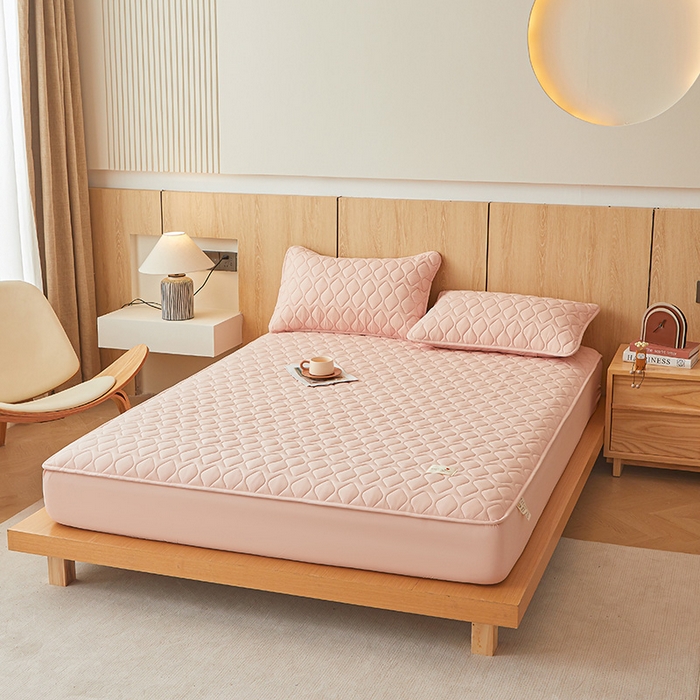 91家纺网 家纺一手货源 找家纺 3C 2025新款A类菱形格防水隔脏床笠-卡诺 卡诺-柔粉