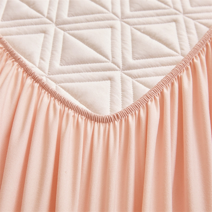 91家纺网 家纺一手货源 找家纺 3C 2025新款A类三角格防水隔脏床笠 三角格-嫩粉色