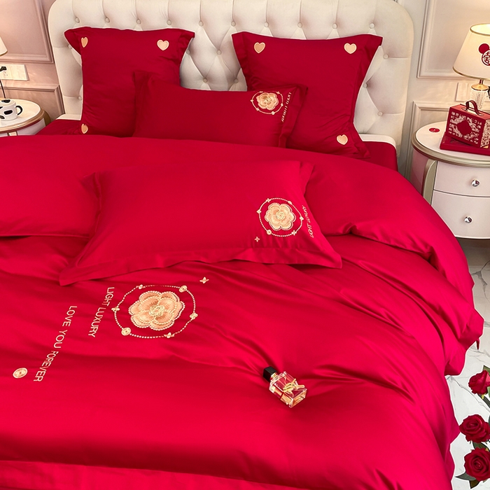 91家纺网 家纺一手货源 找家纺 东方合美（原：皇家传奇） 2023新款亲肤舒适时尚婚庆四件套系列 心相印