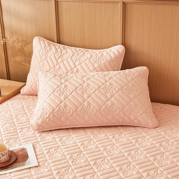 91家纺网 家纺一手货源 找家纺 3C 2025新款A类幸运花防水隔脏床笠 幸运花-嫩粉色