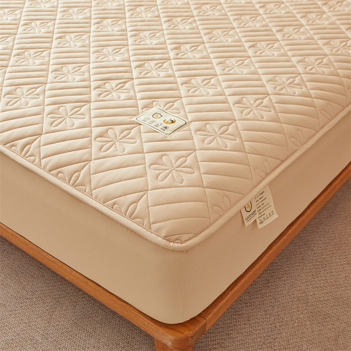 91家纺网 家纺一手货源 找家纺 3C 2025新款A类幸运花防水隔脏床笠 幸运花-浅卡其