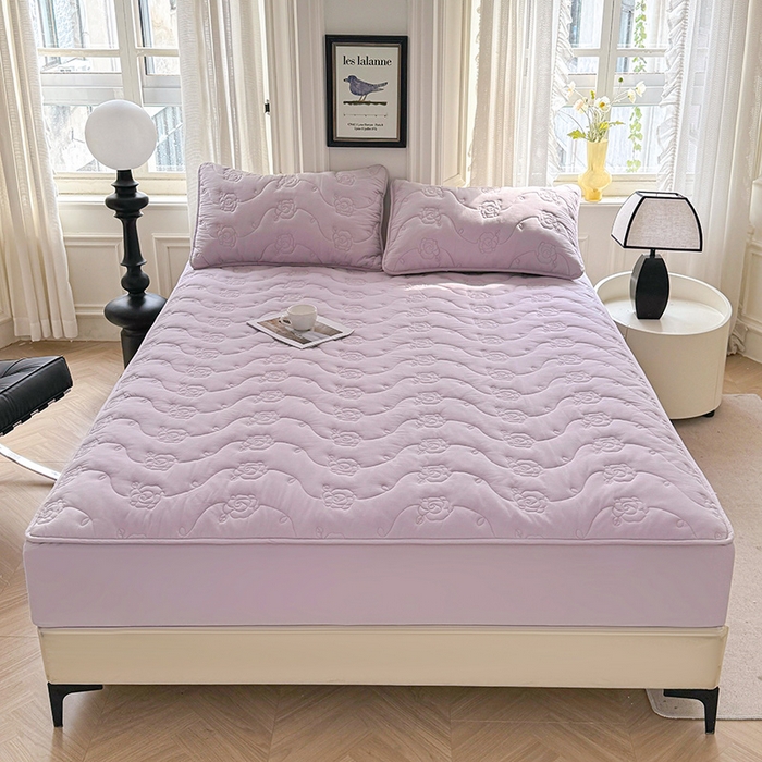 91家纺网 家纺一手货源 找家纺 3C 2024新款全棉水洗棉夹棉玫瑰床笠-花语系列 花语 优雅紫