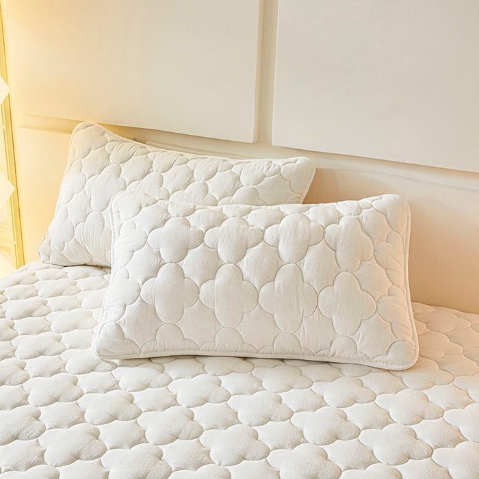 91家纺网 家纺一手货源 找家纺 3C 2025新款全棉水洗棉夹棉床笠-梦屿系列 梦屿 珍珠白