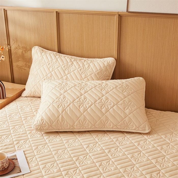 91家纺网 家纺一手货源 找家纺 3C 2025新款A类幸运花防水隔脏床笠 幸运花-浅卡其