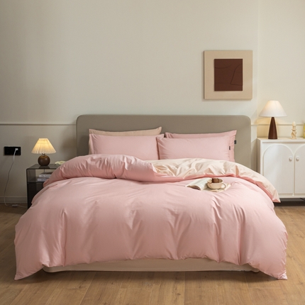 91家纺网 家纺一手货源 找家纺 典曼家纺 2025新品A类长绒棉纯色双拼四件套 仙女粉+白桃粉