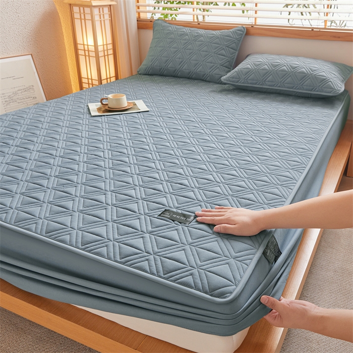 91家纺网 家纺一手货源 找家纺 3C 2025新款A类三角格防水隔脏床笠 三角格-海洋蓝