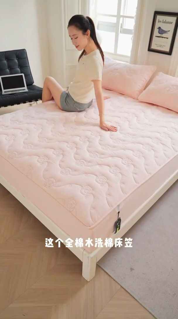 91家纺网 家纺一手货源 找家纺 3C 2024新款全棉水洗棉夹棉玫瑰床笠-花语系列 花语 奶昔白