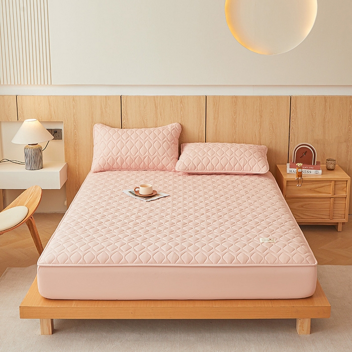 91家纺网 家纺一手货源 找家纺 3C 2025新款A类菱形格防水隔脏床笠-卡诺 卡诺-柔粉