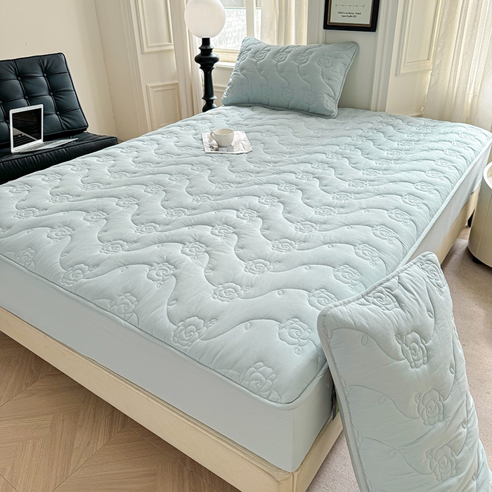 91家纺网 家纺一手货源 找家纺 3C 2024新款全棉水洗棉夹棉玫瑰床笠-花语系列 花语 婴儿蓝