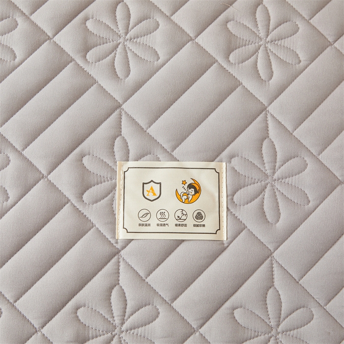 91家纺网 家纺一手货源 找家纺 3C 2025新款A类幸运花防水隔脏床笠 幸运花-云雾灰