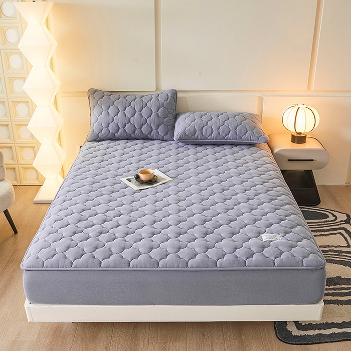 91家纺网 家纺一手货源 找家纺 3C 2025新款全棉水洗棉夹棉床笠-梦屿系列 梦屿 蓝灰