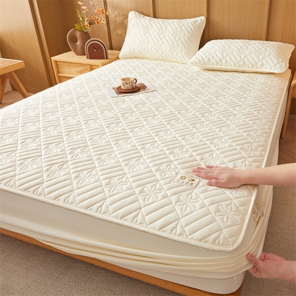 91家纺网 家纺一手货源 找家纺 3C 2025新款A类幸运花防水隔脏床笠 幸运花-奶油白