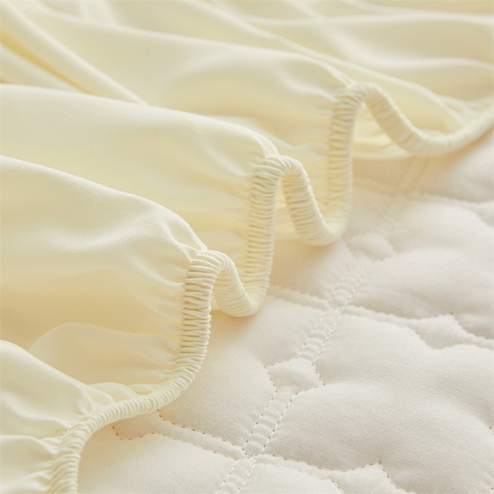 91家纺网 家纺一手货源 找家纺 3C 2025新款A类时尚格防水隔脏床笠 时尚格-奶油白