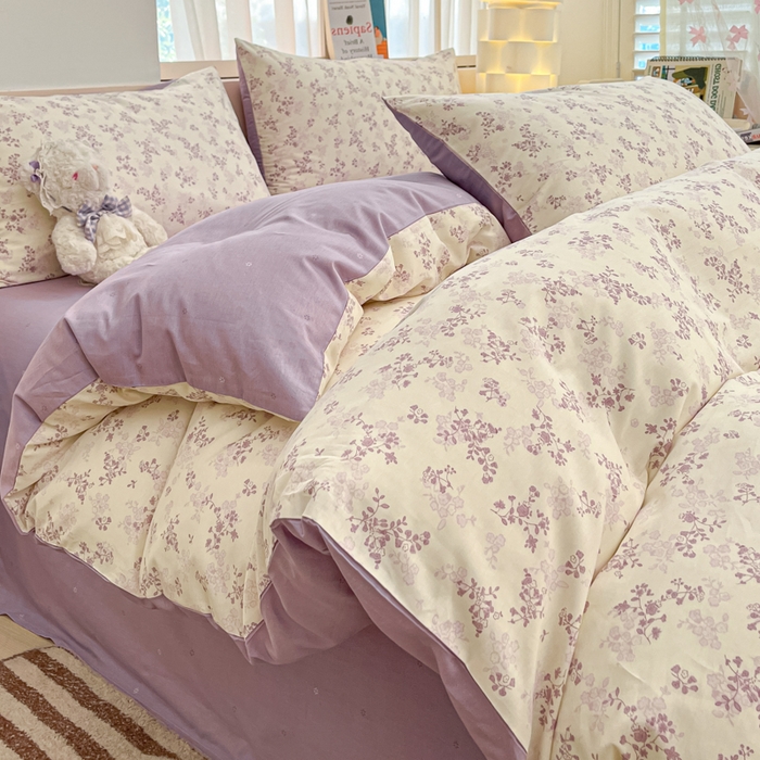 91家纺网 家纺一手货源 找家纺 2025新款全棉卡通小清新系列四件套 春风里（紫）