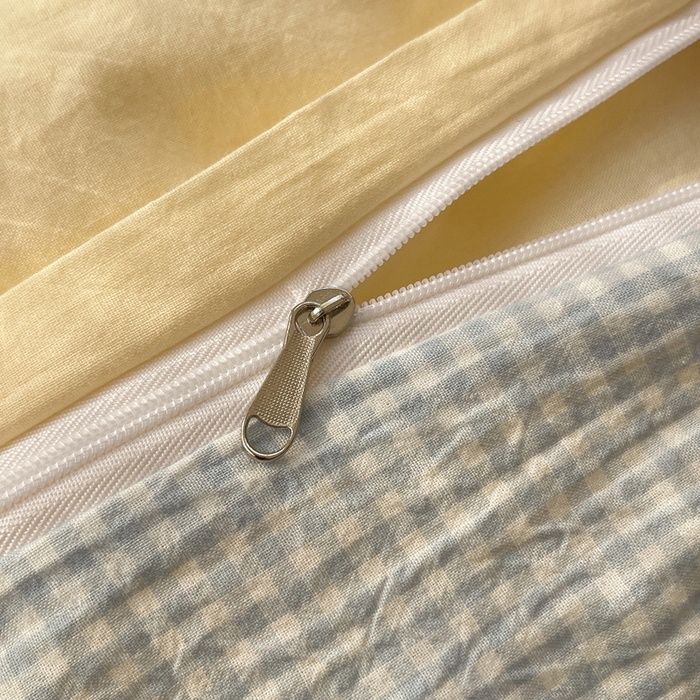 91家纺网 家纺一手货源 找家纺 （总）2025新款A类亲肤舒适软糯云柔水洗棉大眼睛毛巾绣混搭格子撞色系列四件套