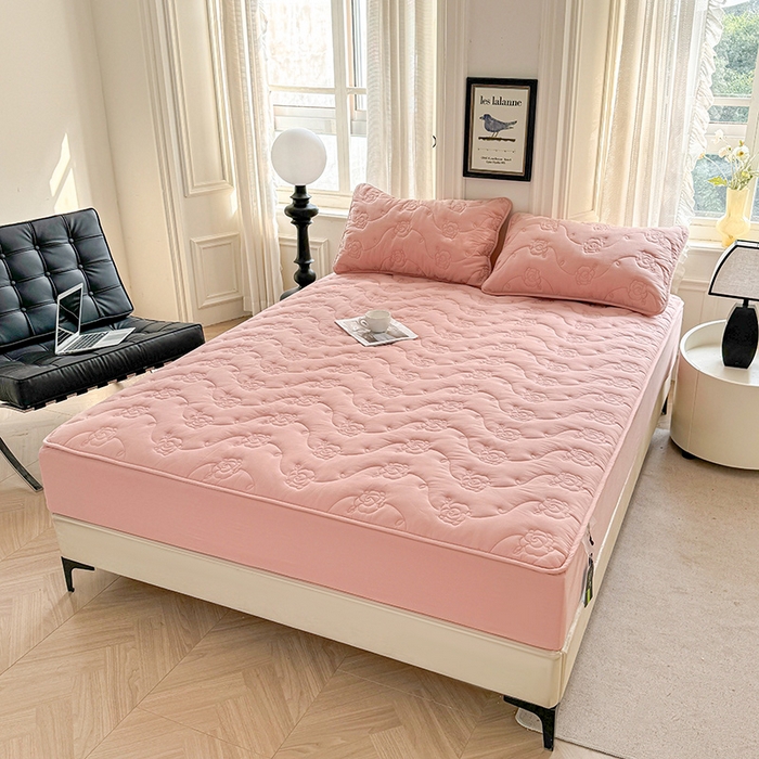 91家纺网 家纺一手货源 找家纺 3C 2024新款全棉水洗棉夹棉玫瑰床笠-花语系列 花语 轻柔粉