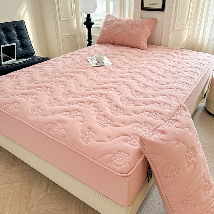 91家纺网 家纺一手货源 找家纺 3C 2024新款全棉水洗棉夹棉玫瑰床笠-花语系列 花语 轻柔粉