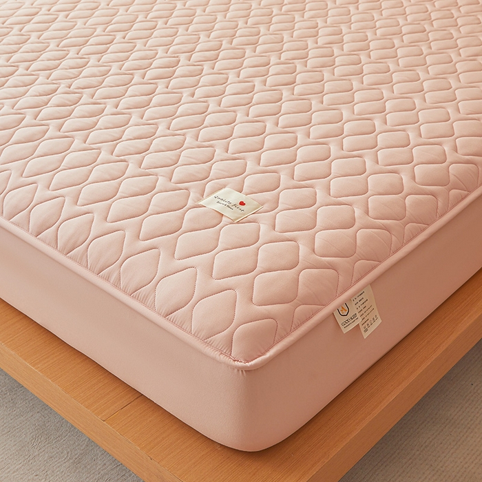 91家纺网 家纺一手货源 找家纺 3C 2025新款A类菱形格防水隔脏床笠-卡诺 卡诺-柔粉