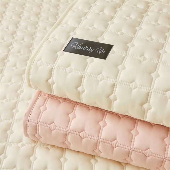 91家纺网 家纺一手货源 找家纺 3C 2025新款A类时尚格防水隔脏床笠 组合图