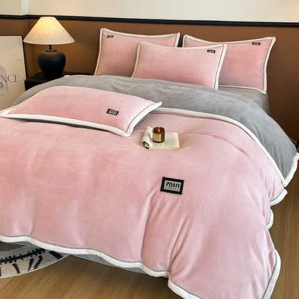 91家纺网 家纺一手货源 找家纺 （买家秀 爆款不断货）A类母婴级双面牛奶绒四件套珊瑚绒四件套雪花绒四件套AB版牛奶绒四件套纯色牛奶绒 时尚 粉+灰