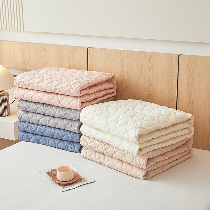 91家纺网 家纺一手货源 找家纺 3C 2025新款A类菱形格防水隔脏床笠-卡诺 组合图