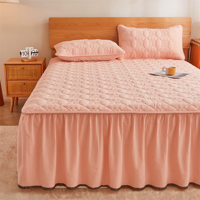 91家纺网 家纺一手货源 找家纺 （总）3C 2024新款全棉水洗棉夹棉床裙-四叶草系列