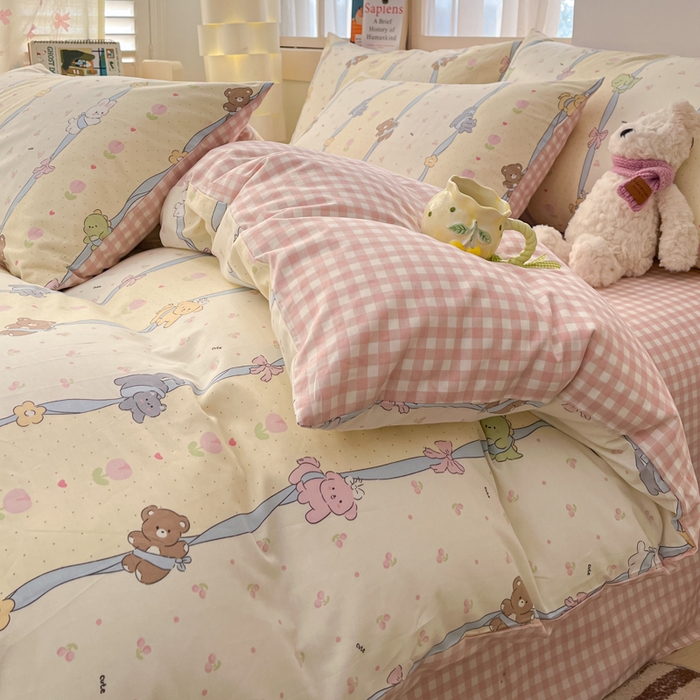 91家纺网 家纺一手货源 找家纺 2025新款全棉卡通小清新系列四件套 秋叶熊