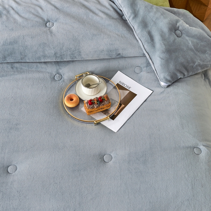 91家纺网 家纺一手货源 找家纺 法芙娜 2025新款牛奶绒懒人被 灰色