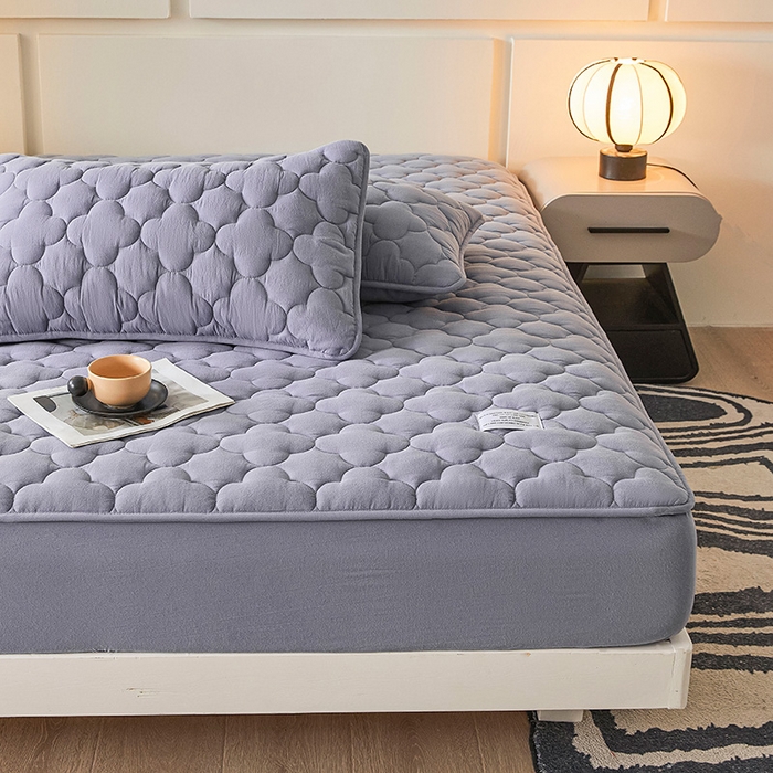 91家纺网 家纺一手货源 找家纺 3C 2025新款全棉水洗棉夹棉床笠-梦屿系列 梦屿 蓝灰