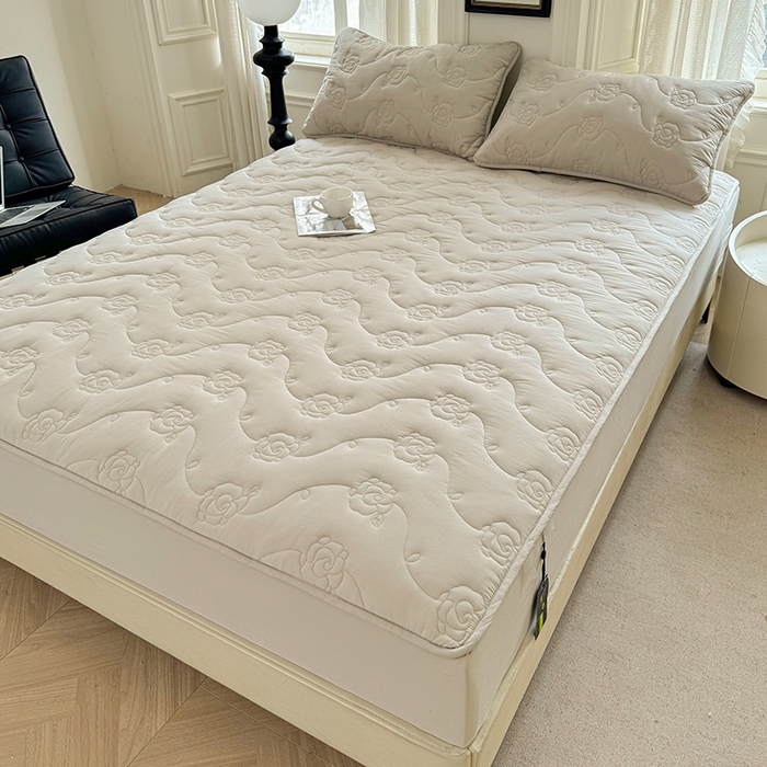 91家纺网 家纺一手货源 找家纺 3C 2024新款全棉水洗棉夹棉玫瑰床笠-花语系列 花语 烟雾灰