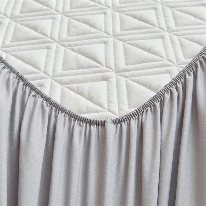 91家纺网 家纺一手货源 找家纺 3C 2025新款A类三角格防水隔脏床笠 三角格-云雾灰