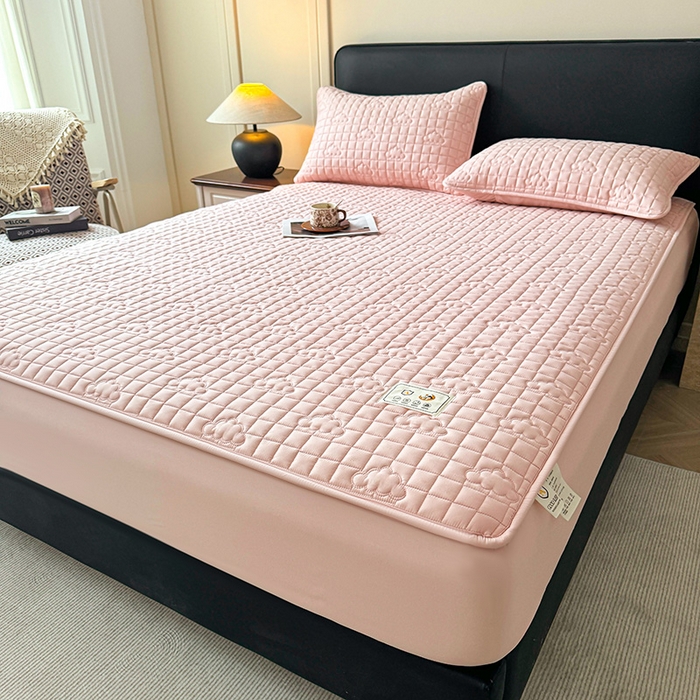 91家纺网 家纺一手货源 找家纺 3C 2025新款A类亲肤夹棉床笠-小云朵 小云朵 胭脂粉