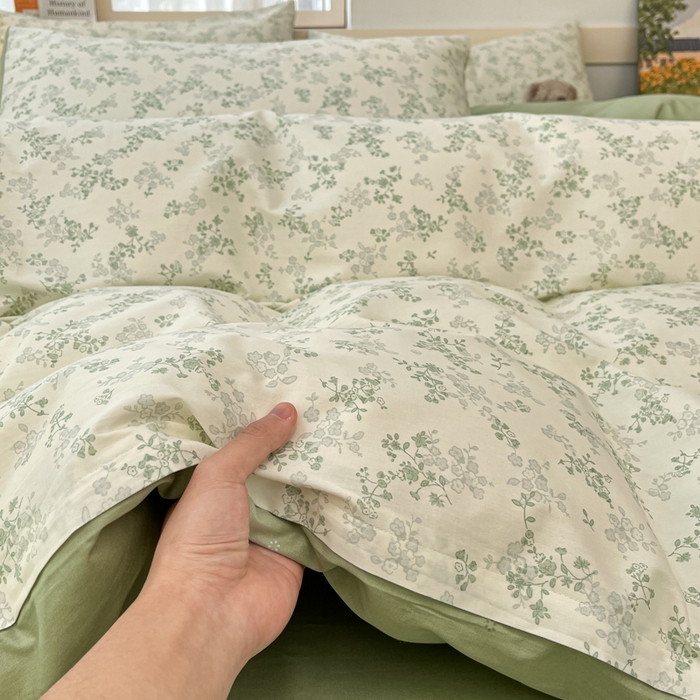 91家纺网 家纺一手货源 找家纺 2025新款全棉卡通小清新系列四件套 春风里（绿）