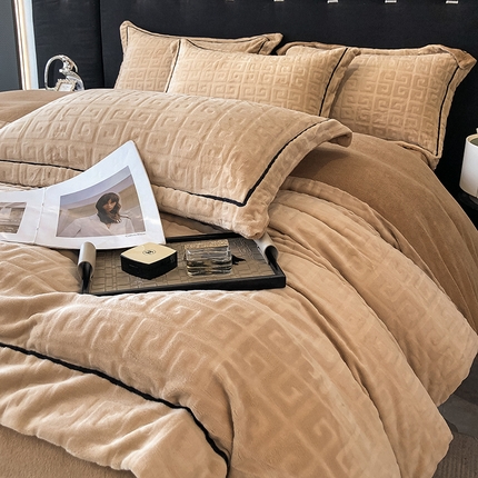 91家纺网 家纺一手货源 找家纺 （总）（买家秀爆款不断货）A类母婴级牛奶雕花绒四件套珊瑚绒四件套雪花绒四件套韩版公主风雕花牛奶绒床盖四件套