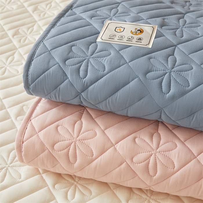 91家纺网 家纺一手货源 找家纺 3C 2025新款A类幸运花防水隔脏床笠 组合图